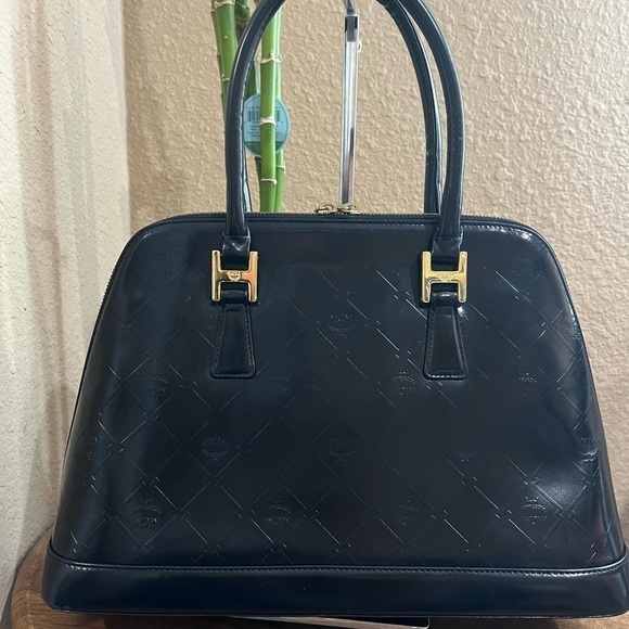 MCM BLACK HANDBAG - Picture 2 of 11